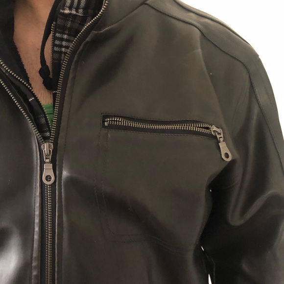 Jacket with faux flannel..great condition - Picture 2 of 4